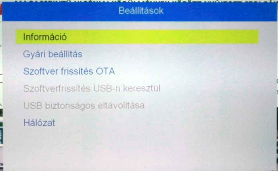 Triax Gyári beállítás menüpont